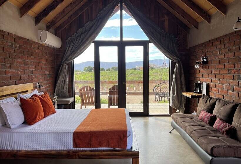 ホテル Don Tomas Viñedo Cabañas