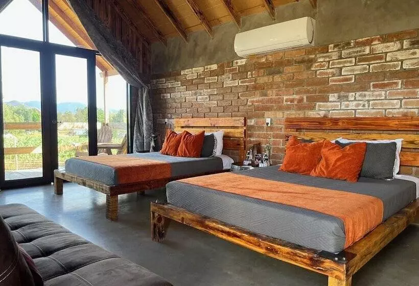 Hotelli Don Tomas Viñedo Cabañas