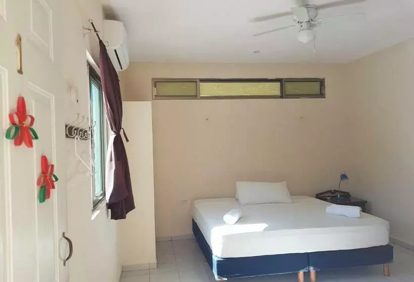 Hotelli Hostal El Padrino