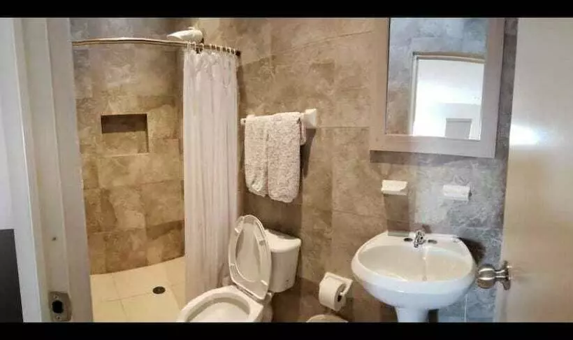 ホテル Habitaciones Boulevard