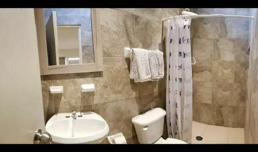 ホテル Habitaciones Boulevard