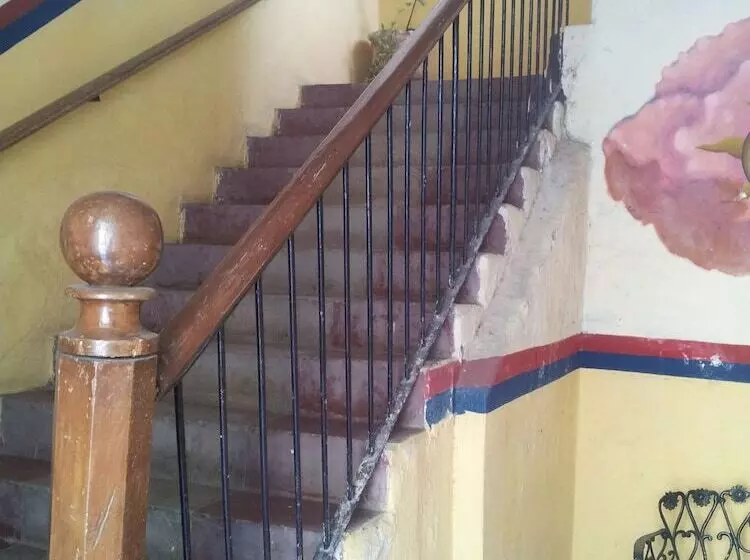 ホテル Hostal La Cruz Verde