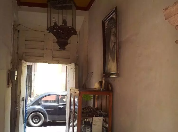 ホテル Hostal La Cruz Verde
