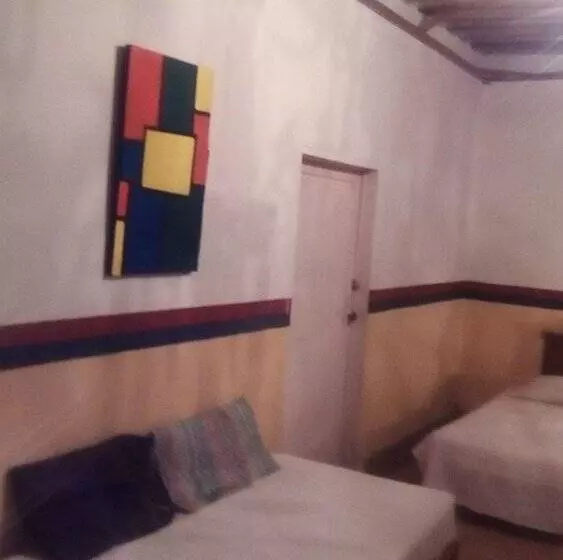 ホテル Hostal La Cruz Verde