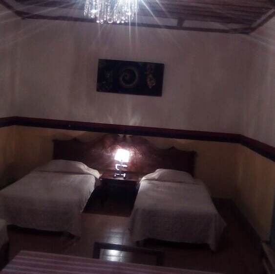 Szálloda Hostal La Cruz Verde