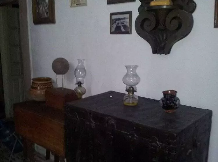 ホテル Hostal La Cruz Verde