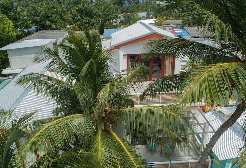 هتل Kinan Retreat