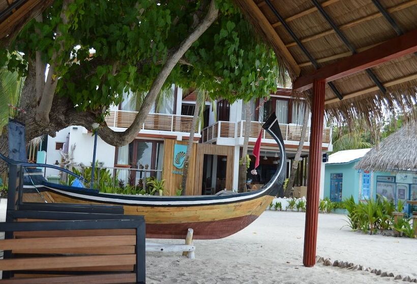 هتل Kinan Retreat