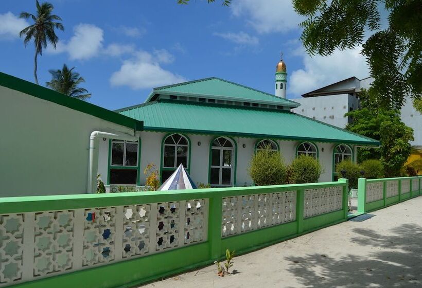 هتل Kinan Retreat