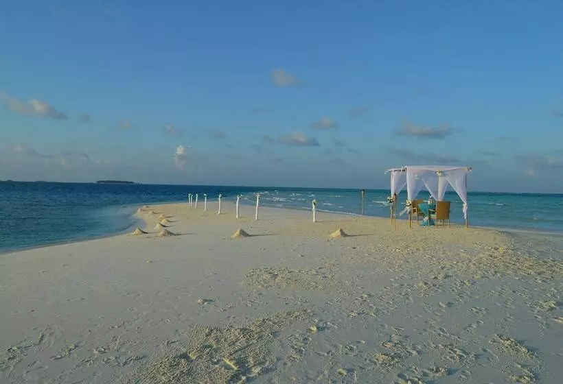 هتل Kinan Retreat