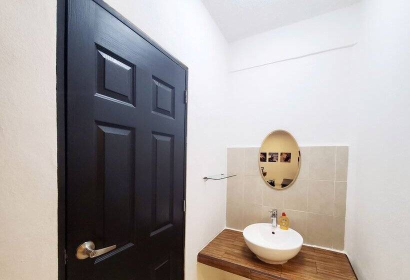 Hotelli Quinta Suites