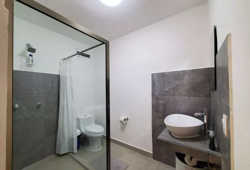 Hotelli Quinta Suites