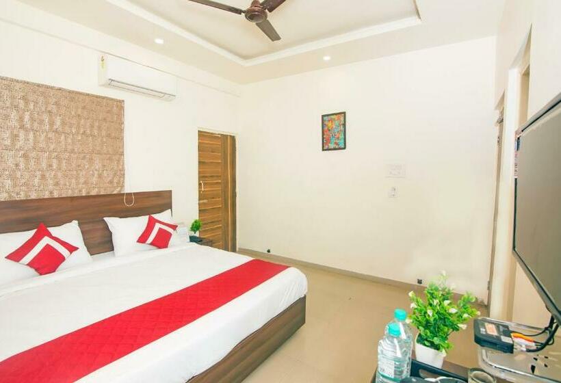 هتل Octave Taj Palace