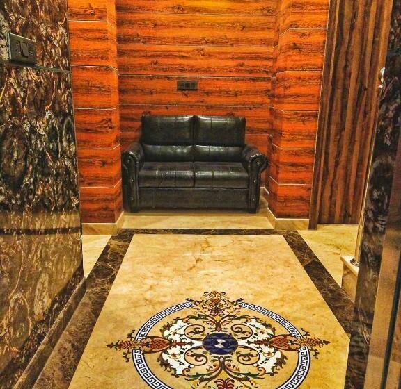 Отель Shri Tirupati Residency