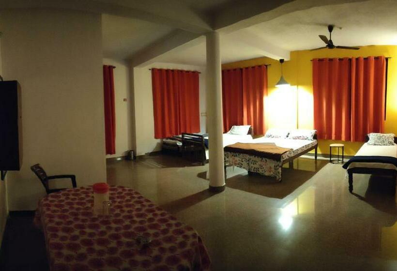 Пансион Anugraha