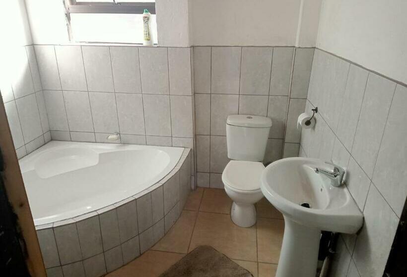 Pension Park Front Lodge