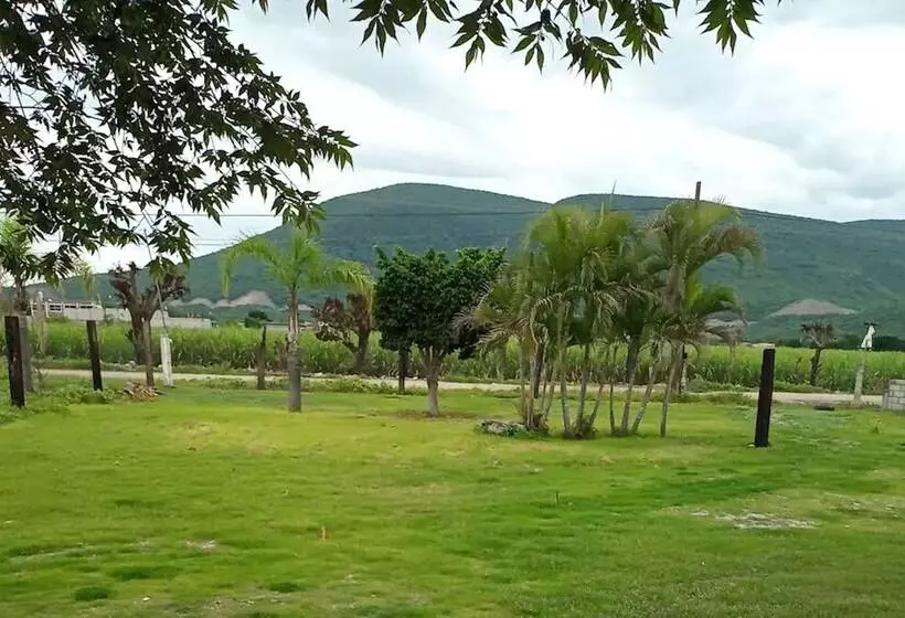 ペンション Room In Guest Room   Lodging And Tranquility