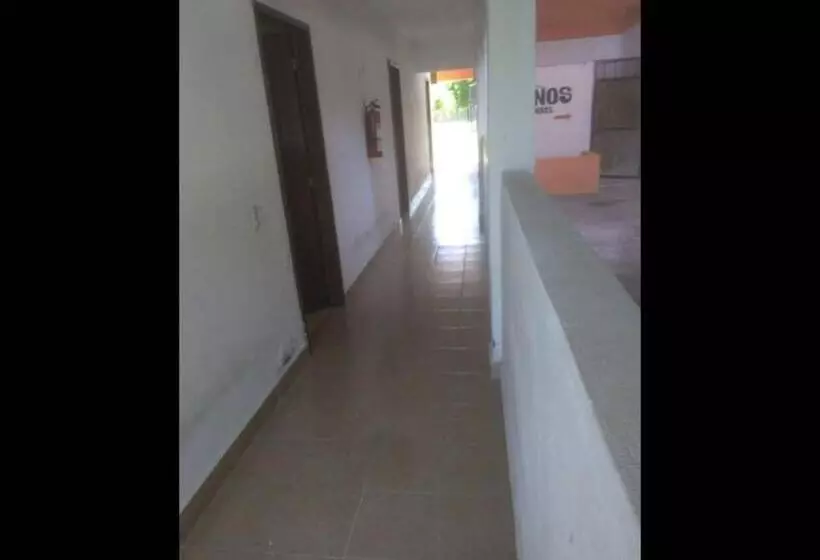 ペンション Room In Guest Room   Lodging And Tranquility