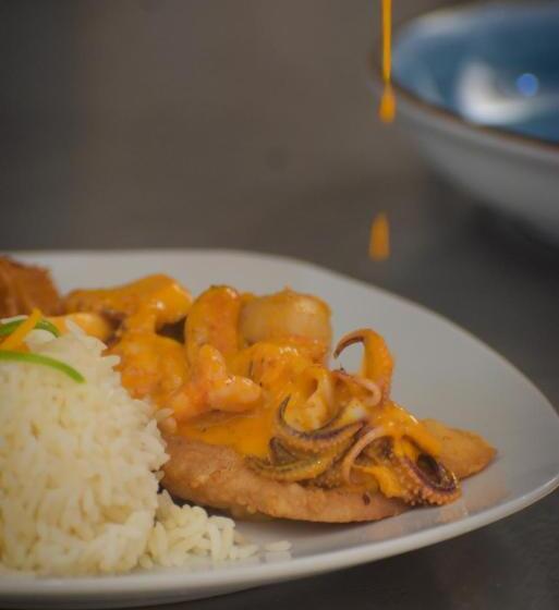 Prim Hotel Vichayito