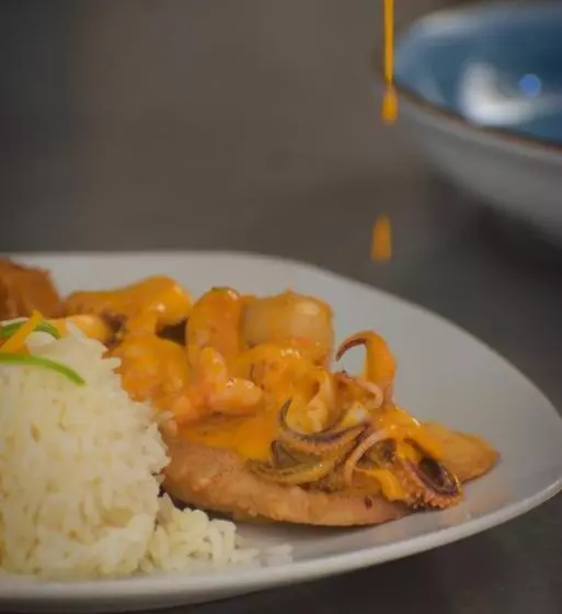 Prim Hotel Vichayito