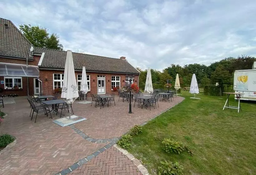 Aamiaismajoitus (B&B) Waldhotel Am Jäger