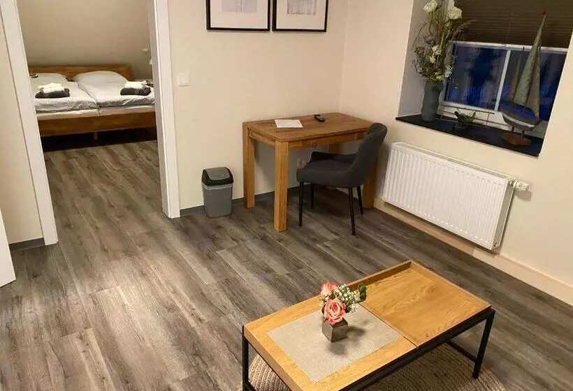 Aamiaismajoitus (B&B) Waldhotel Am Jäger