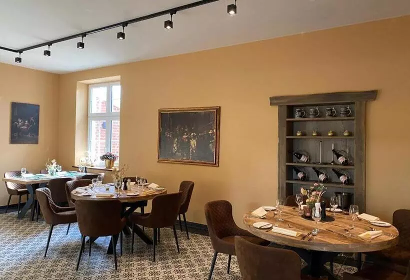 Aamiaismajoitus (B&B) Waldhotel Am Jäger