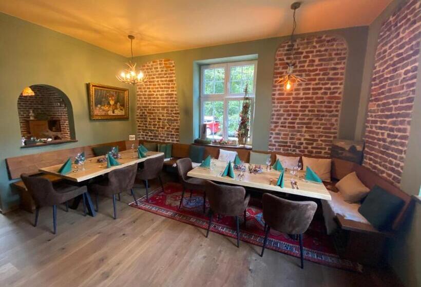 住宿加早餐 Waldhotel Am Jäger