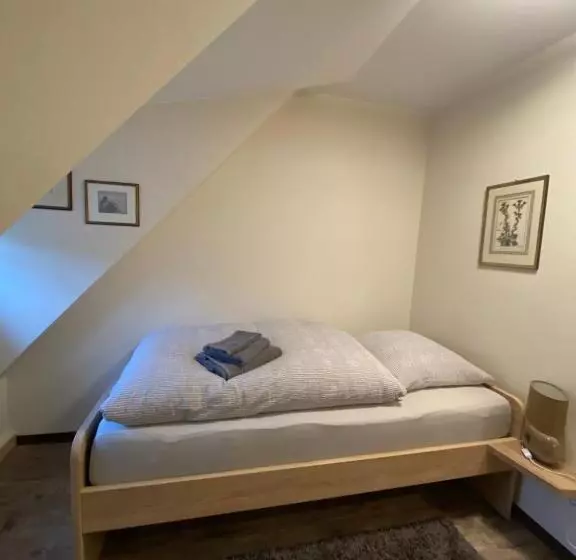 Aamiaismajoitus (B&B) Waldhotel Am Jäger