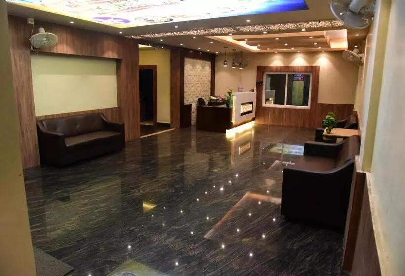 هتل Guru Estate