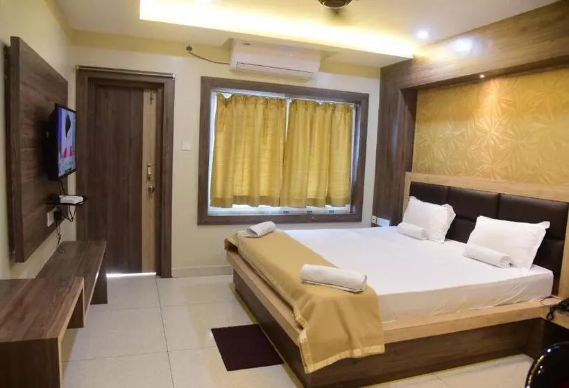 هتل Guru Estate
