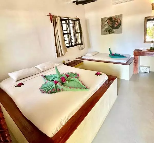 Hotelli Hebe Bungalows Lodge