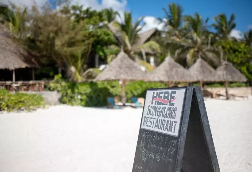 Hotelli Hebe Bungalows Lodge