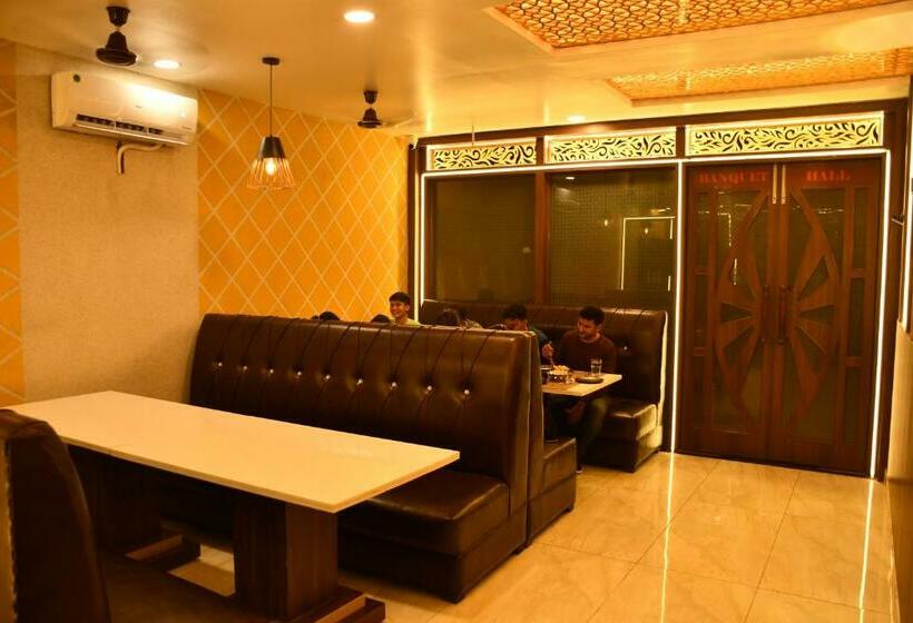 فندق Krishna Inn & Banquet , Gorakhpur