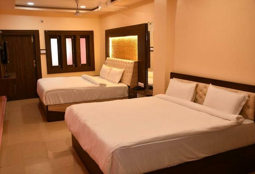 Отель Krishna Inn & Banquet , Gorakhpur