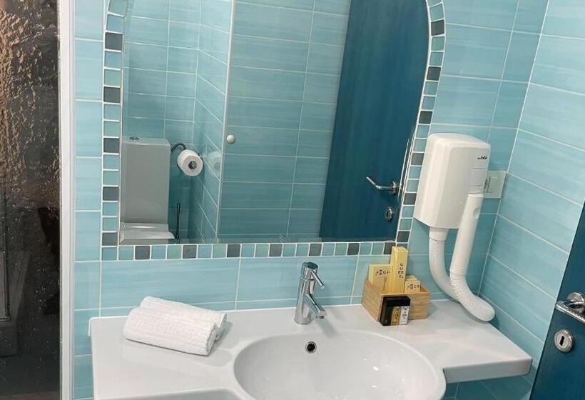 هتل Madoncas & Restaurant