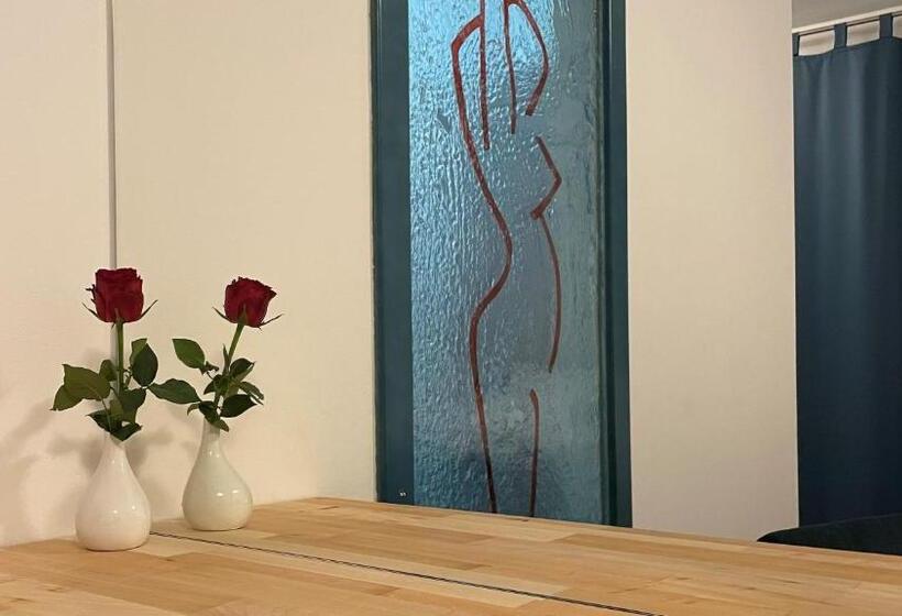 هتل Madoncas & Restaurant