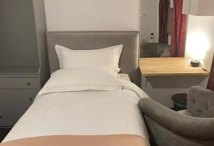 هتل Madoncas & Restaurant