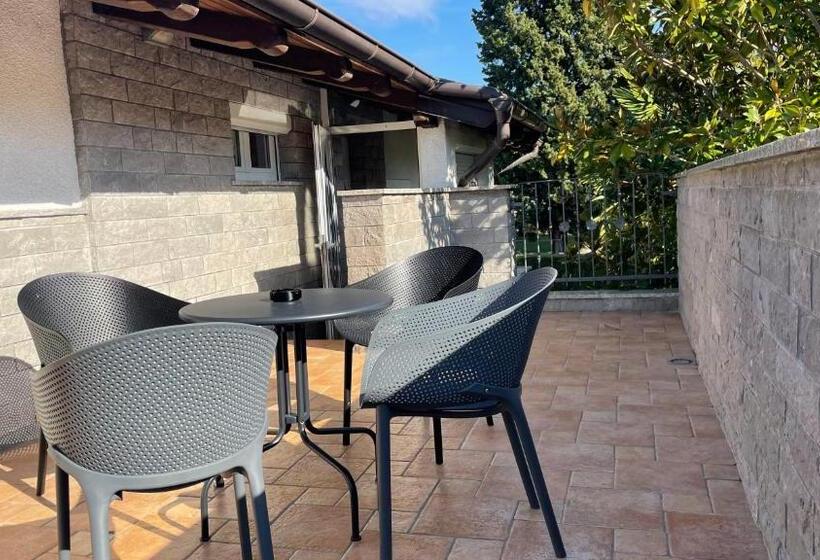 هتل Madoncas & Restaurant