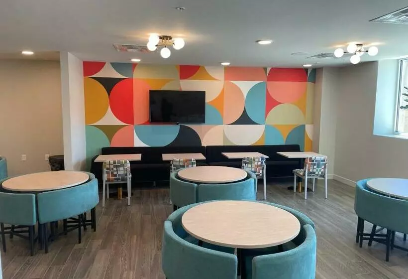 The Orbit Hotel, Trademark Collection By Wyndham