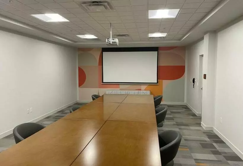 The Orbit Hotel, Trademark Collection By Wyndham