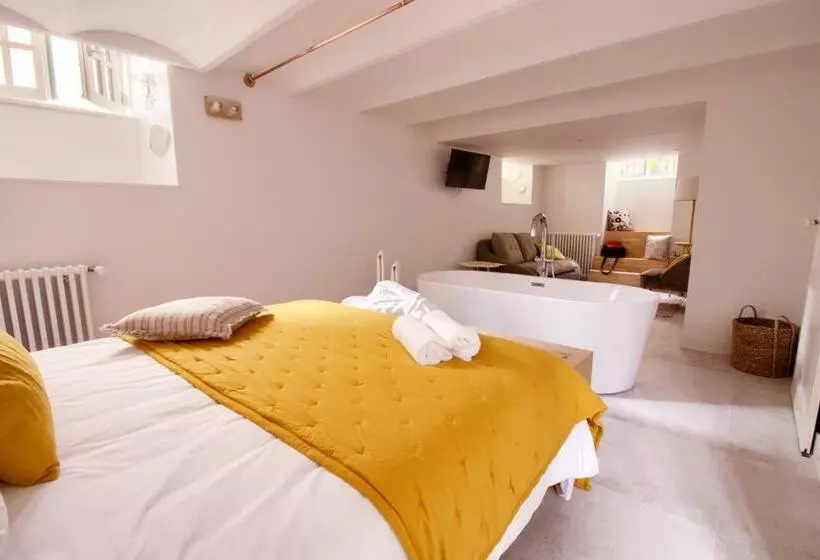 ベッドアンドブレックファースト Les Corderies