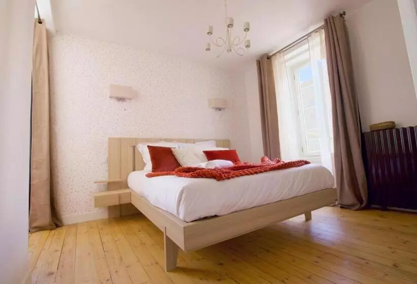 ベッドアンドブレックファースト Les Corderies