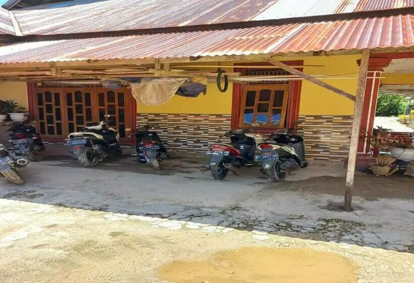 Hotelli Penginapan Zakura