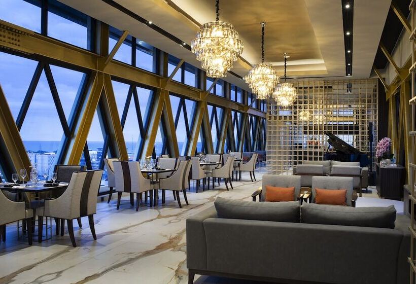 בית מלון כפרי Santika Premiere Padang