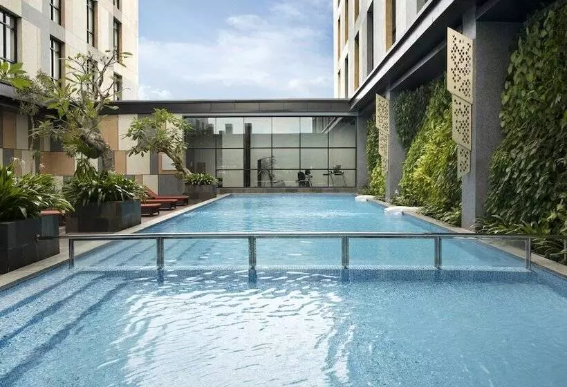 Hotelli Santika Premiere Padang