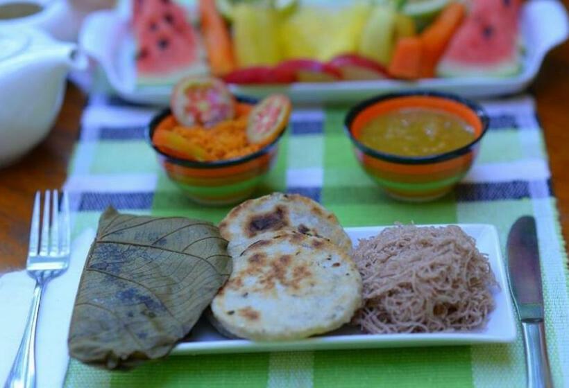 فندق Villa Yehinsa Galle Fort