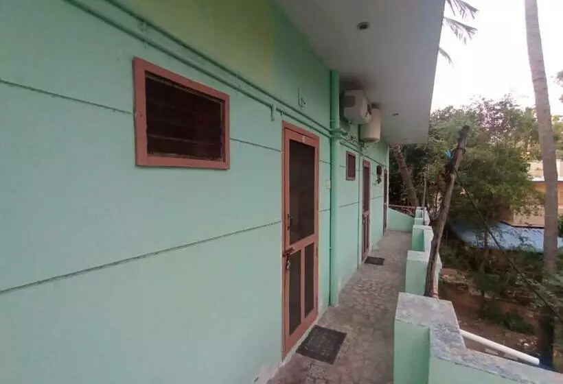ペンション Shankara Guest House
