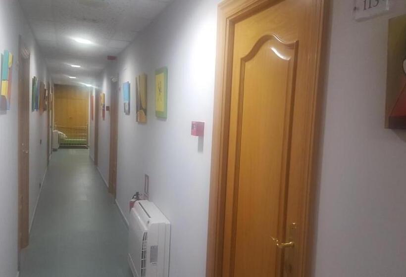 Hostal Restaurante Carolina