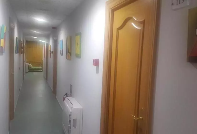 Hostal Restaurante Carolina